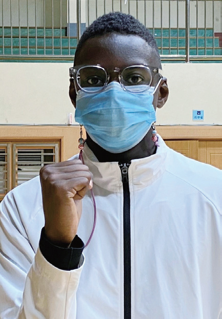 인터뷰 - 비웨사 다니엘 가사마