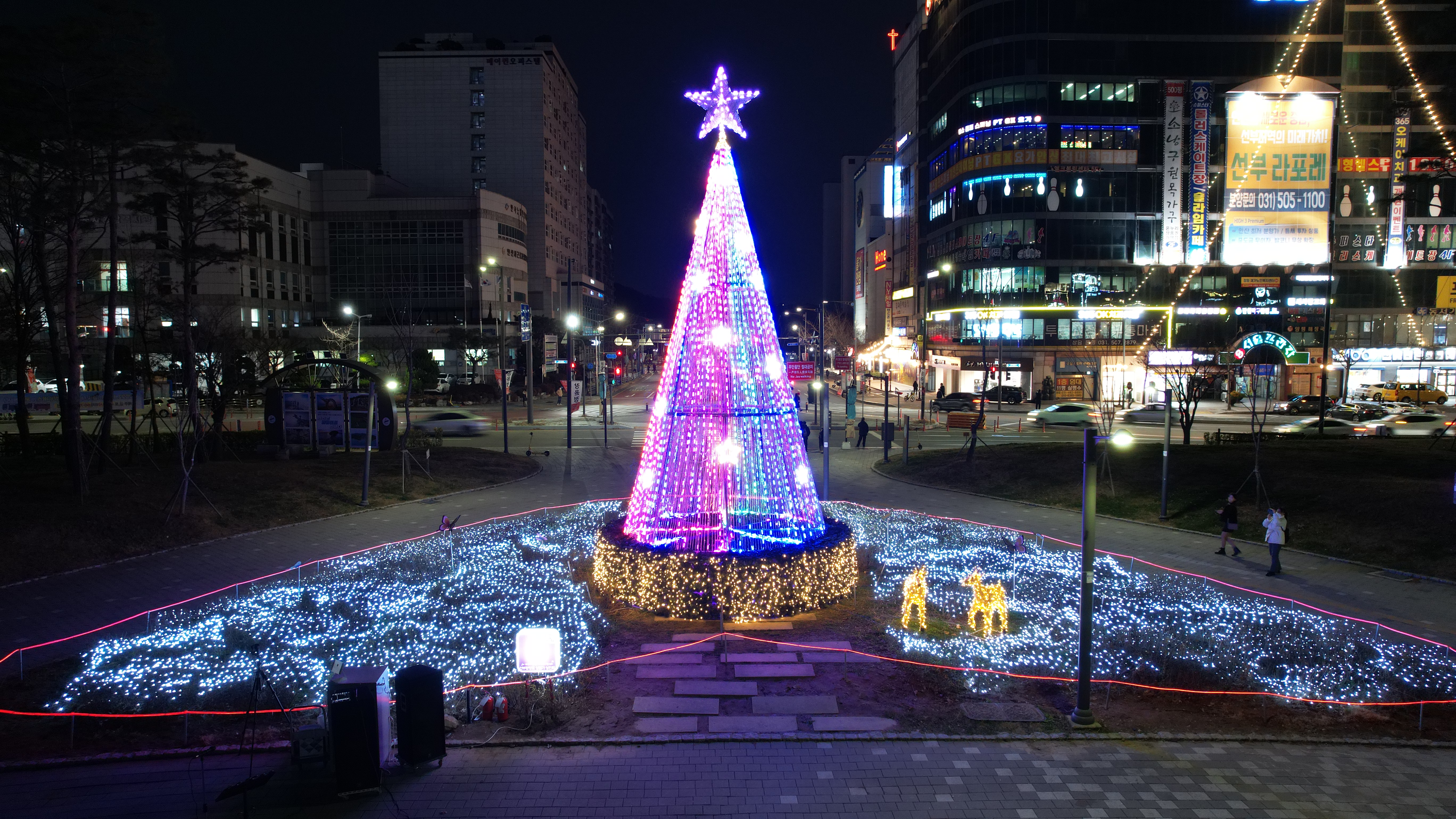 선부광장로 상점가 상인회, ‘시민과 함께’ 희망 크리스마스트리 점등