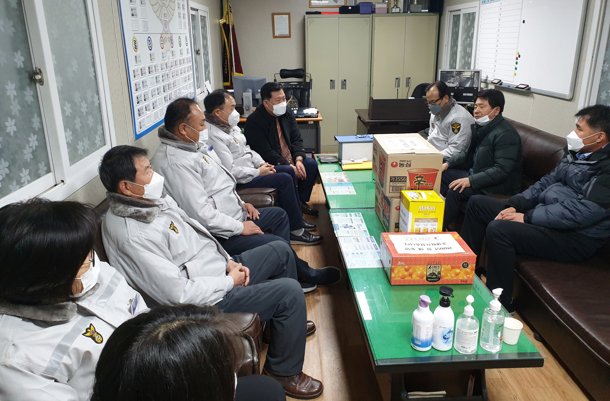 안산시 성포동, 연말맞아 자율방범대 격려 방문