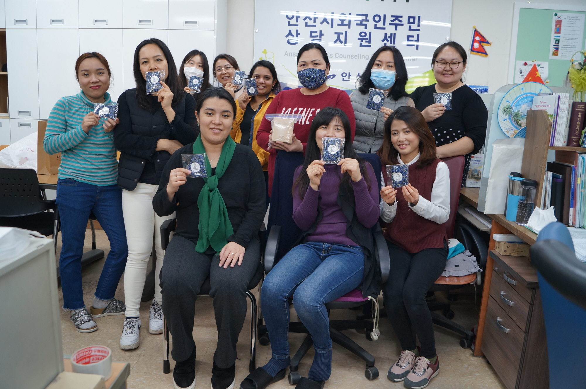 안산시 다문화가족지원센터, 면 마스크 제작·나눔