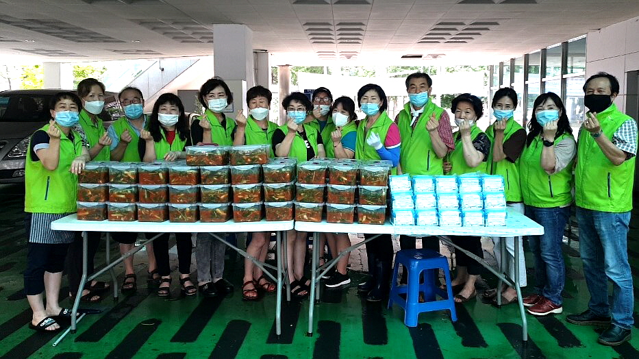 안산시 중앙동 지역사회보장협의체, 사랑의 열무김치 나눔