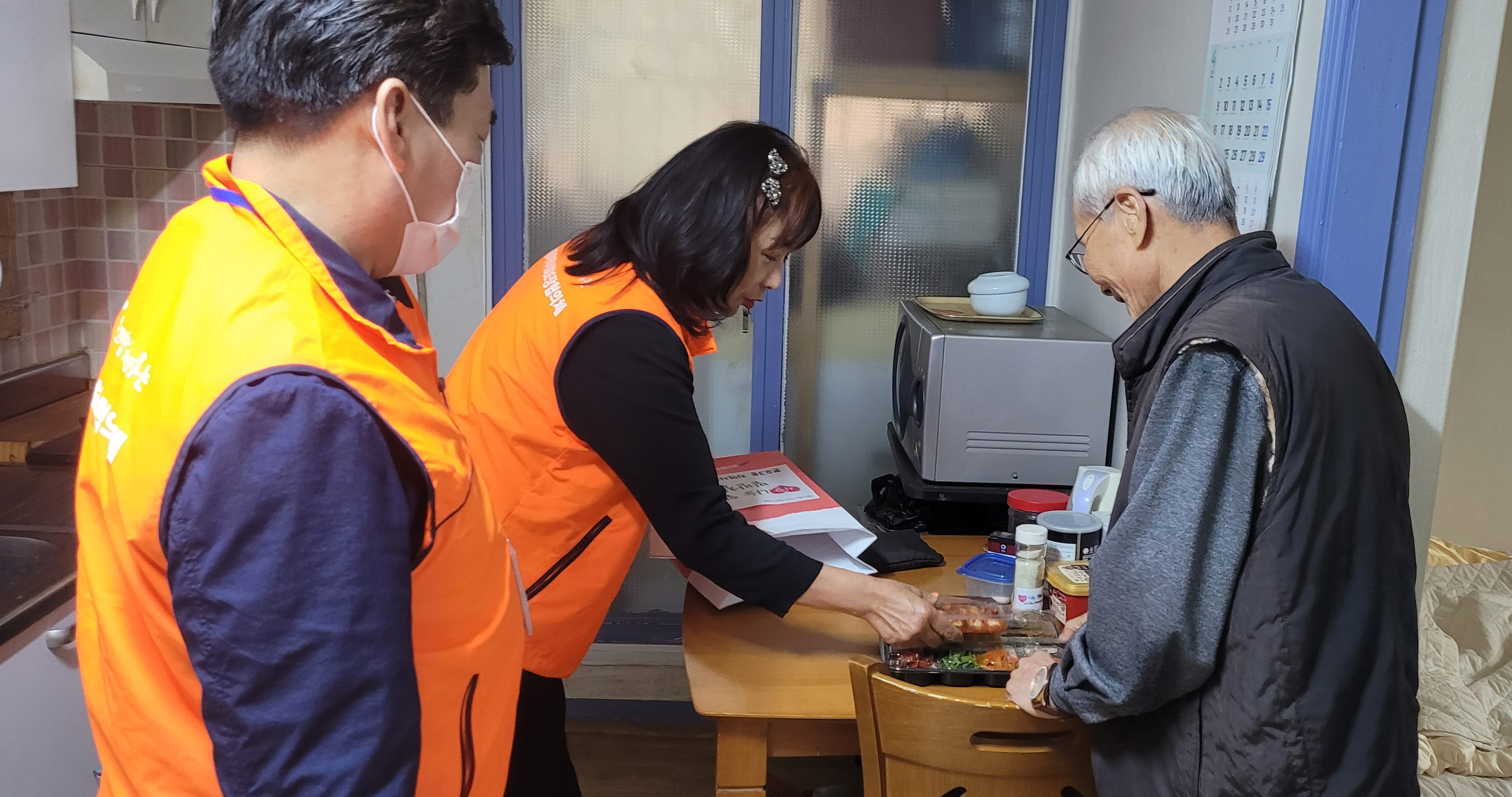 안산시 본오3동 지사협, 저소득 독거어르신 15가구에 밑반찬 나눔