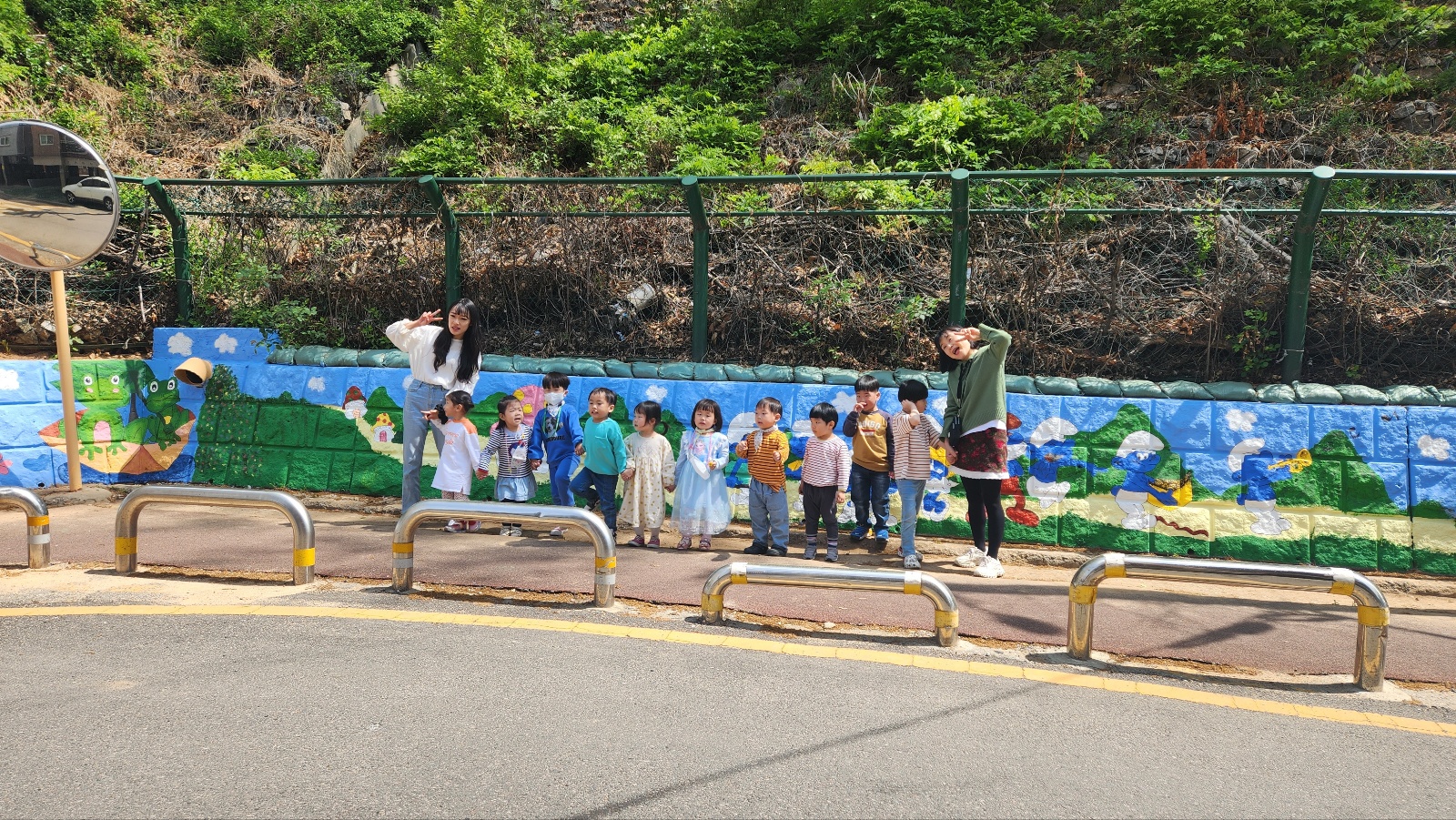 안산시 와동 한울타리봉사단, 벽화그리기로 아름다운 마을 조성