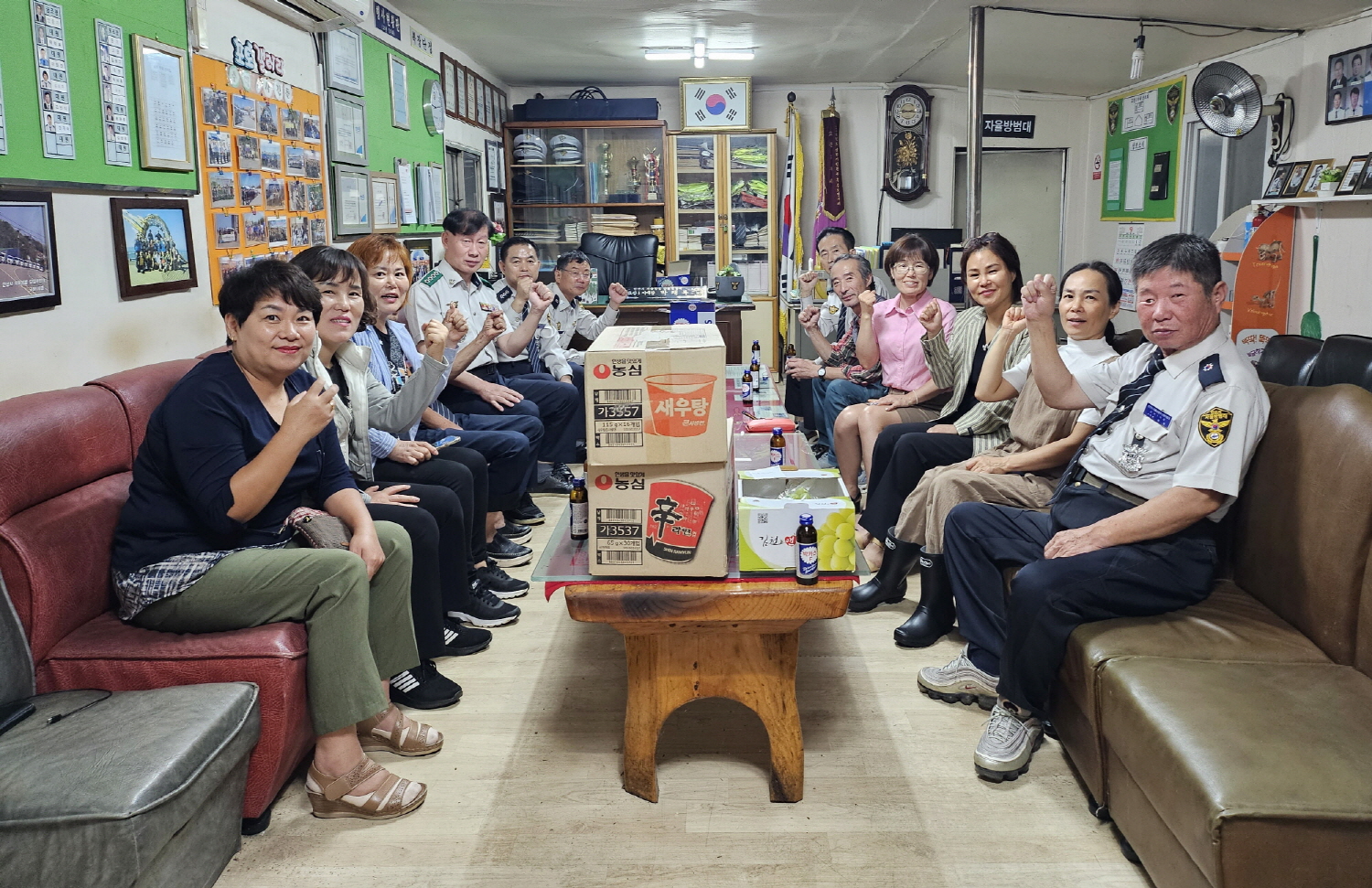 안산시 고잔동, 추석맞이 관내 경로당 및 자율방범대 위문 방문