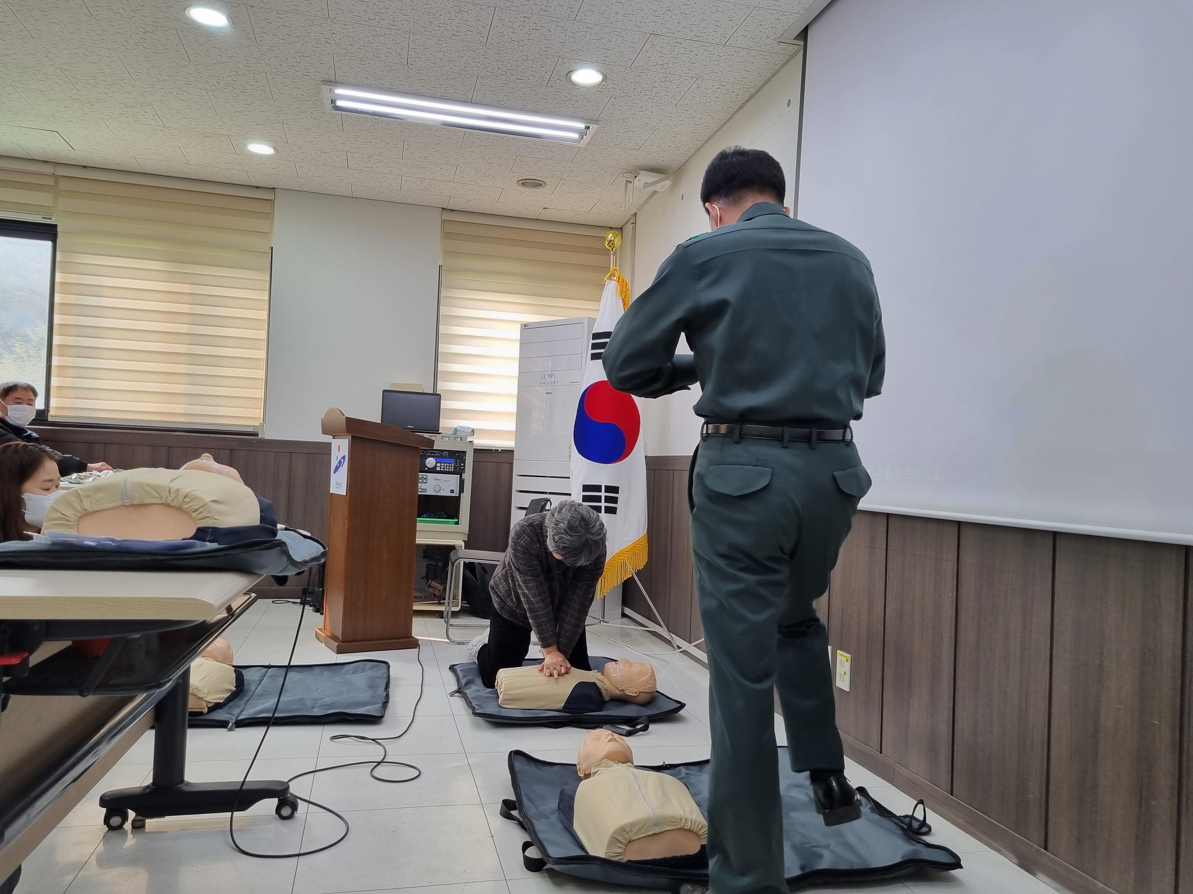안산시 월피동, 통장 대상 심폐소생술 교육 실시