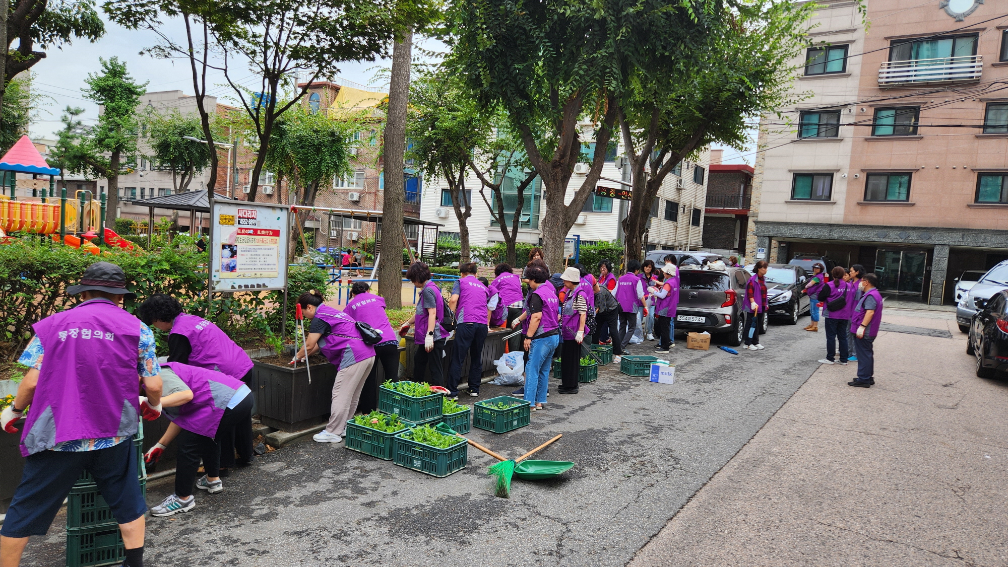 안산시 백운동 통장협의회, 화사한 주택가 만들기
