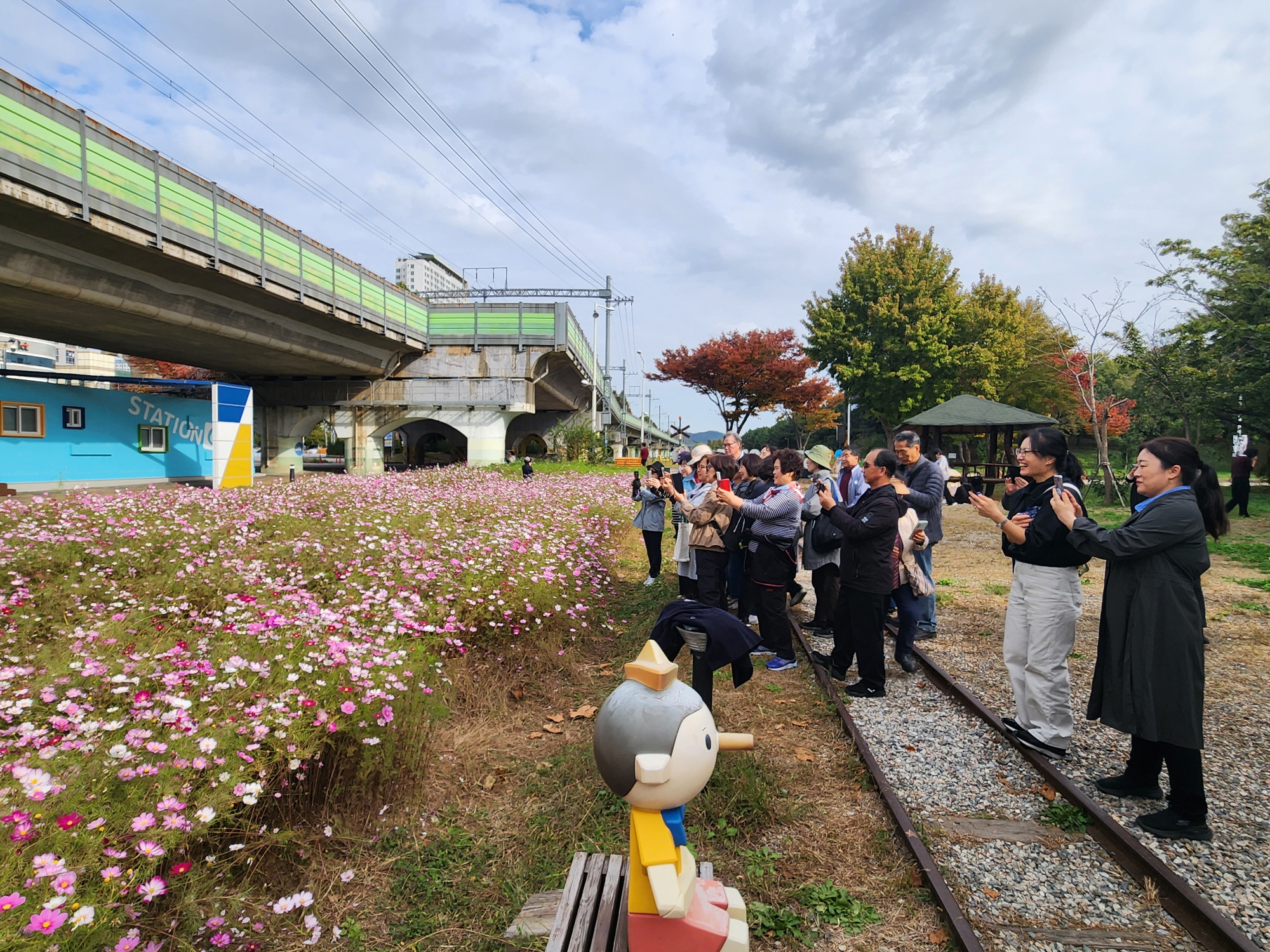 안산시 호수동 주민자치회, 시니어 스마트폰맹 탈출 현장체험