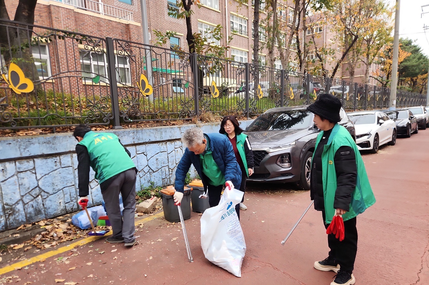 안산시 부곡동 새마을회, 쓰(레기)담(기) 운동·화재예방 예찰활동 진행