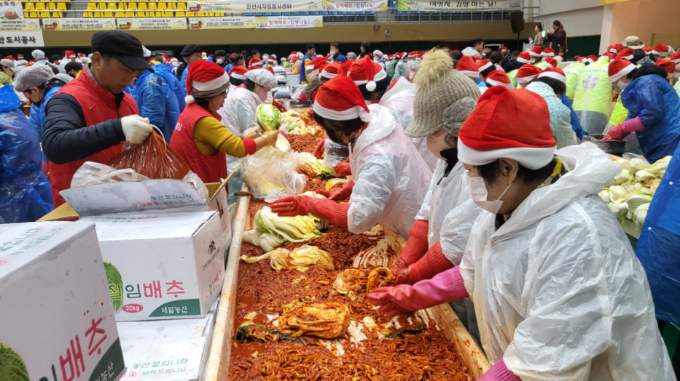 안산시 백운동, 꿈이있는세상 봉사단체 통합 김장나눔 참여해 사랑 실천