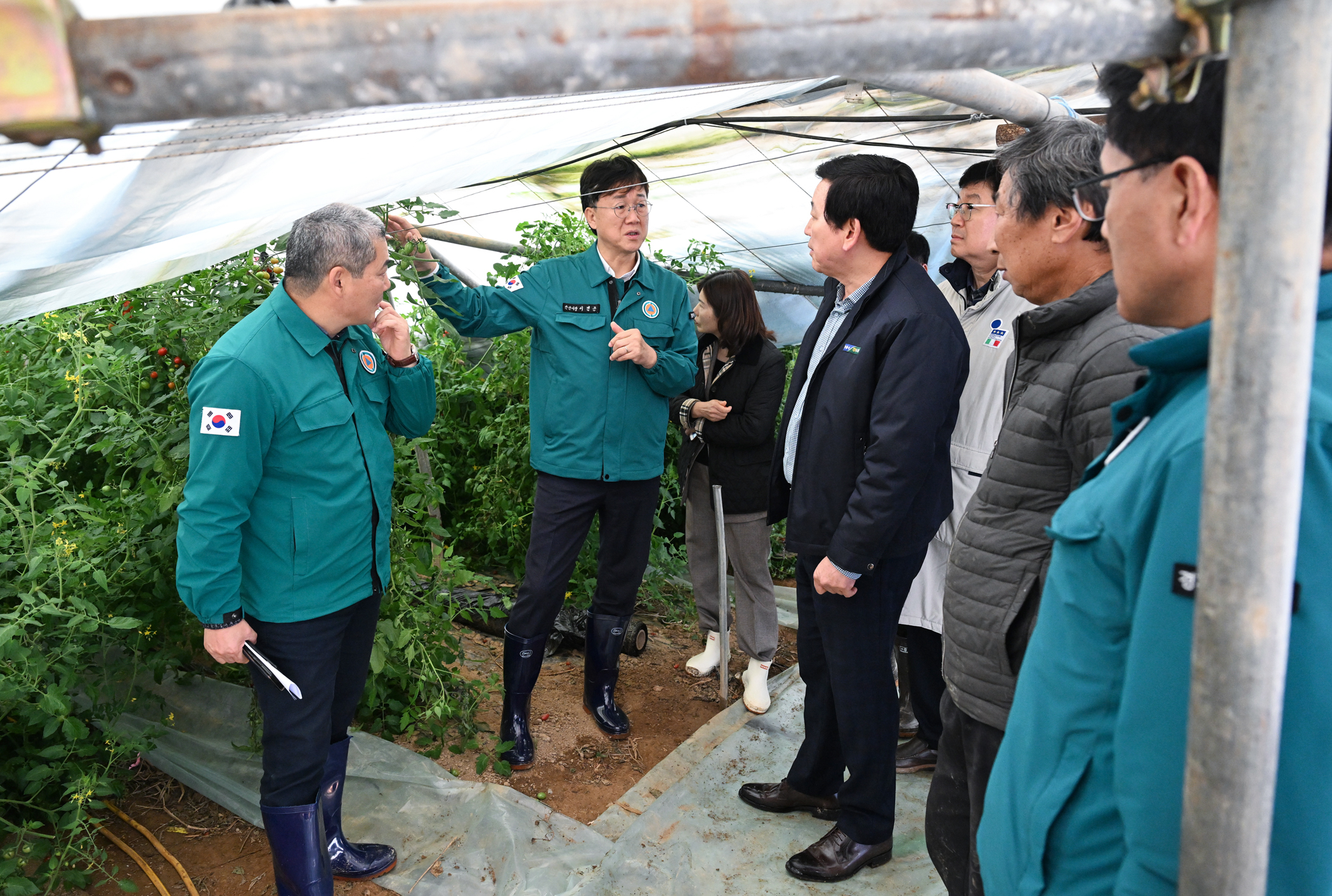 이민근 안산시장, 폭설 피해 농가 현장 점검…“영농 복귀 신속 지원”