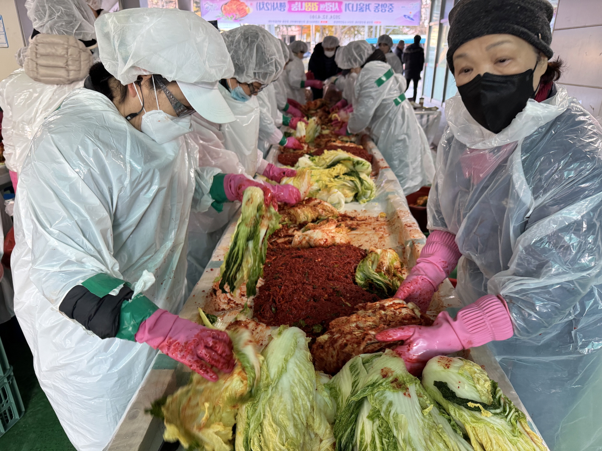 안산시 중앙동, 사랑 두배 온기 두배‘1+1 사랑의 김장나눔’개최