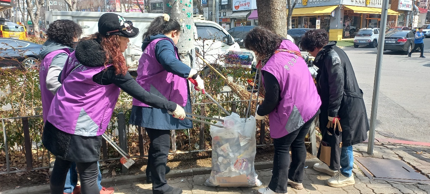 안산시 와동 통장협의회, 봄맞이 환경정화 활동 시행