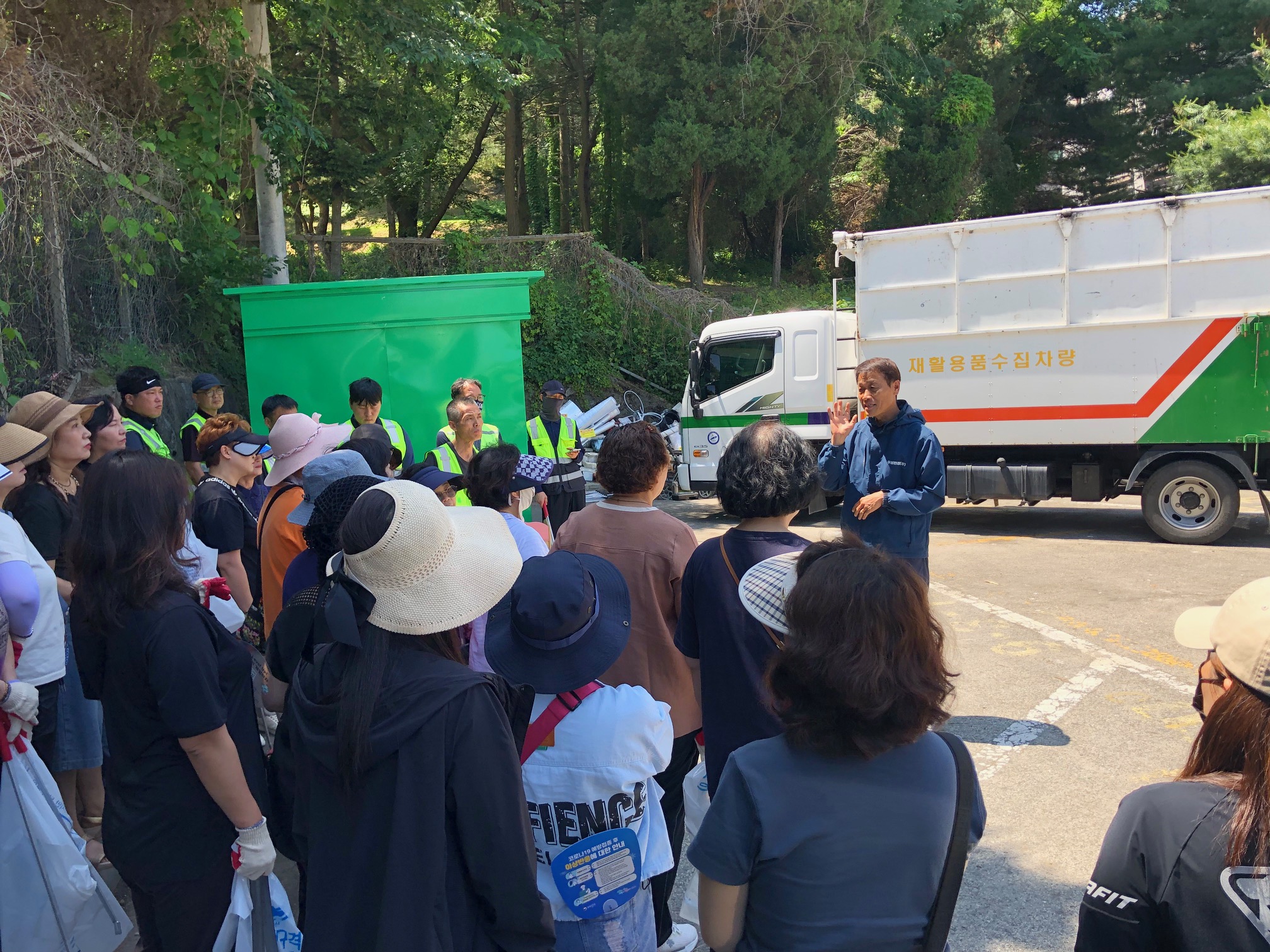 안산시 부곡동 통장협의회,‘폐비닐·투명페트병 별도 배출제’캠페인 펼쳐