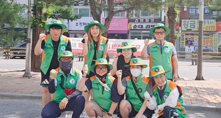 안산시 일동 지역자율방재단, 여름철 침수대비 빗물받이 정비