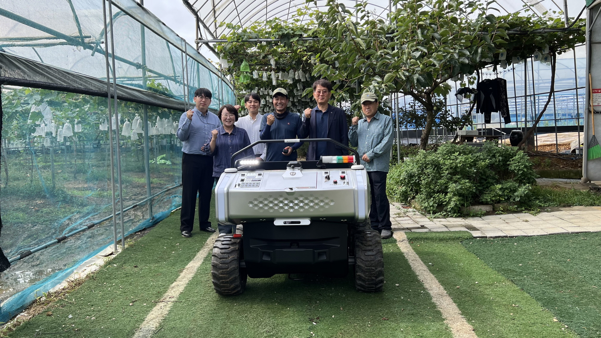 안산시, 농업인 운반 로봇 체험단 운영… 스마트농업 혁신 가속