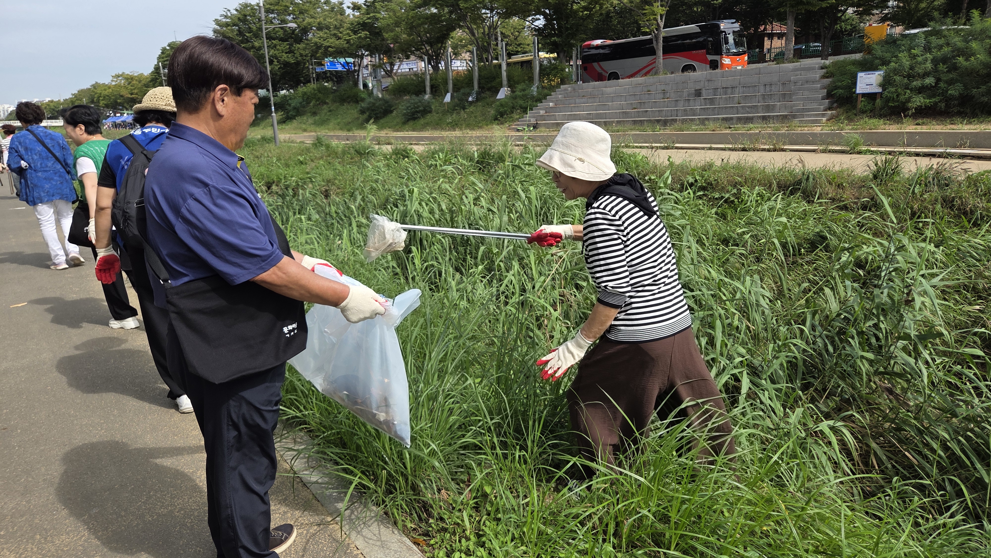 안산시 고잔동, 주민과 함께‘대한민국 새단장’추석맞이 대청소