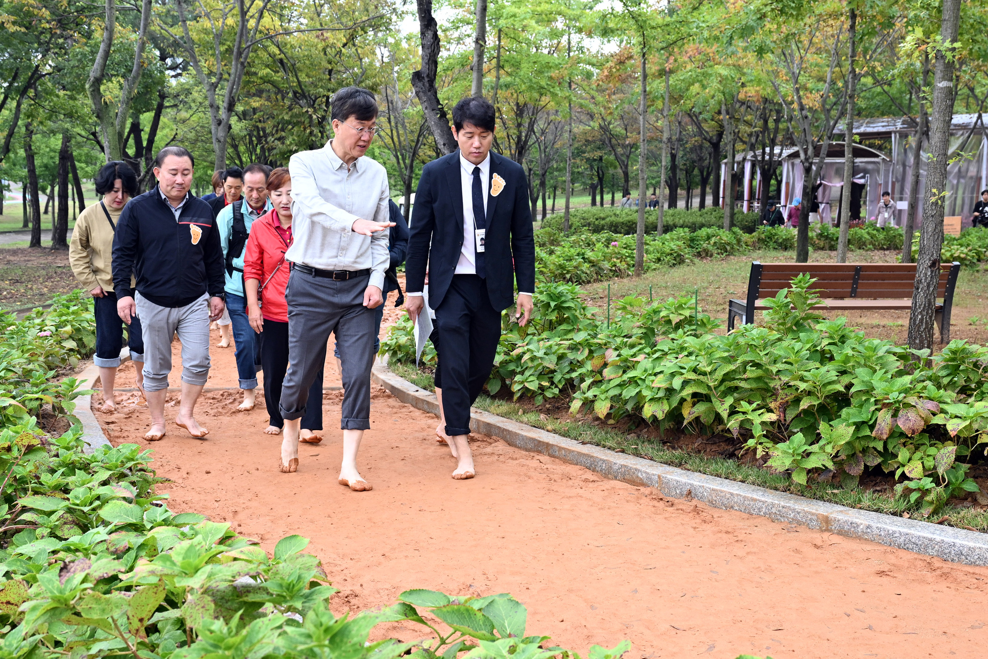 안산시, 세 차례‘공원 어싱데이’시민 참여 속 성황리 마무리