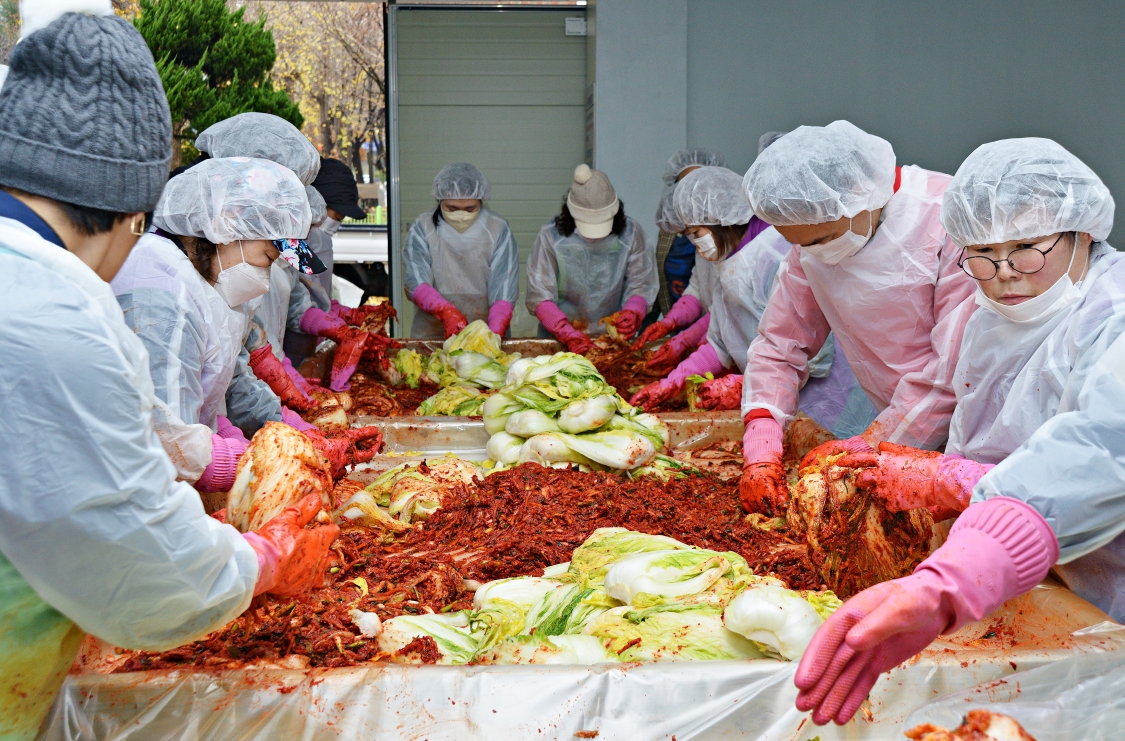 안산시 사이동, 따뜻한 우리사이‘사랑의 김장나눔’행사 개최