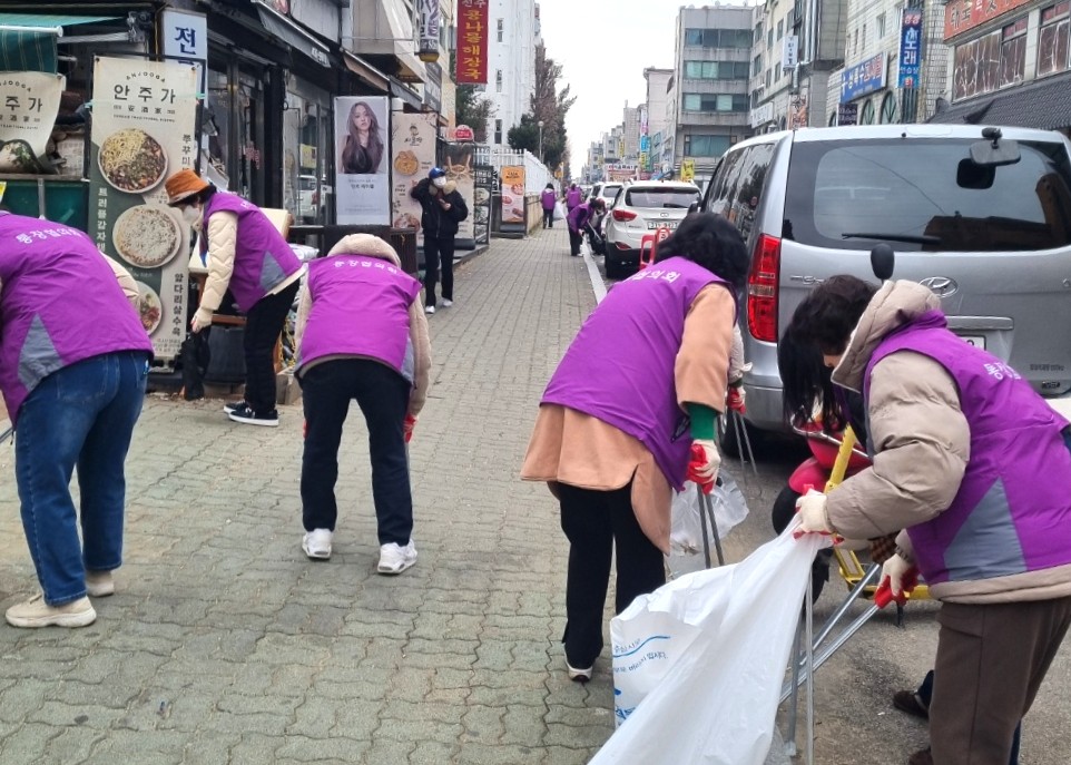 안산시 본오3동 통장협의회,‘회의 전 한걸음’환경정화 활동 정례화