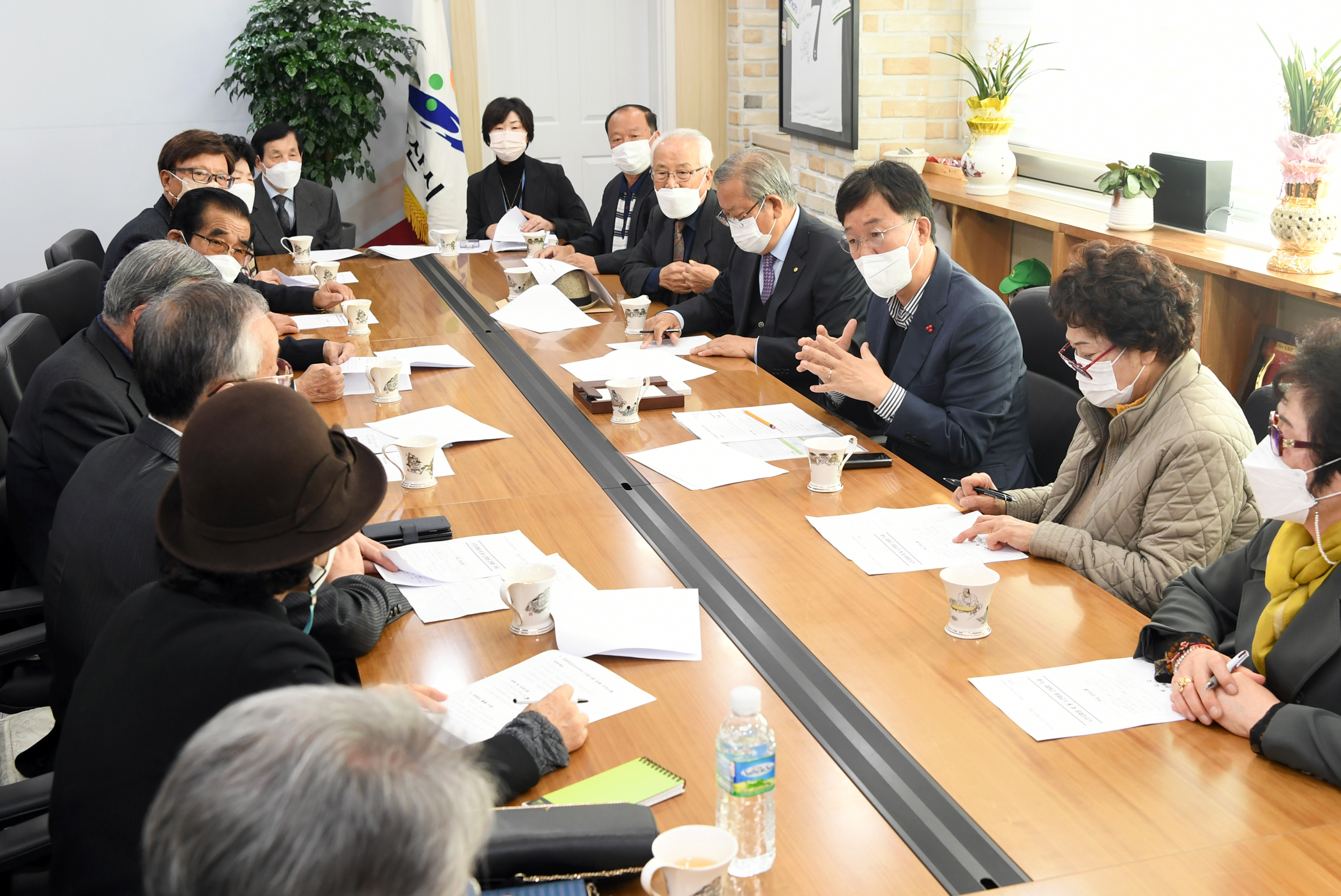 이민근 안산시장, 상록·단원 노인지회장·동 노인회장 간담회 개최