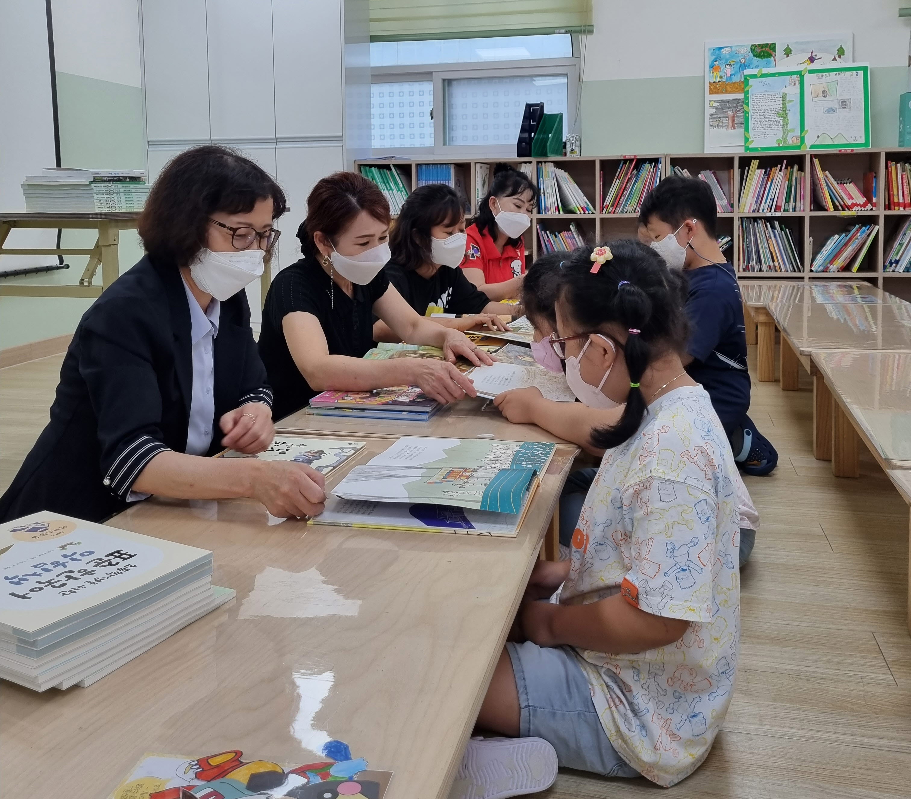 안산시 원곡동 지역사회보장협의체, 다문화가정 아동 책 읽어주기 사업 추진