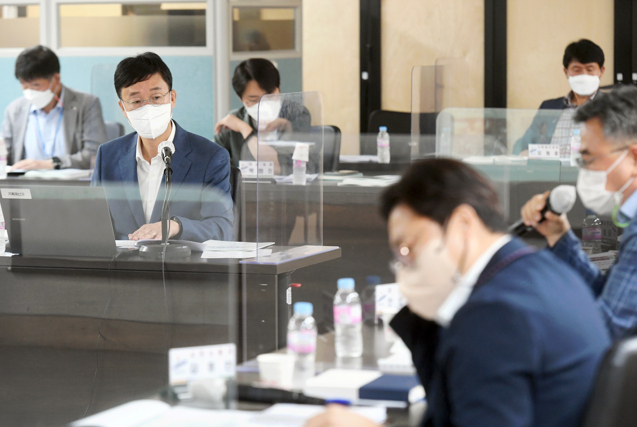 이민근 안산시장, 취임 첫 업무보고회 개최…시민 소통·속도감 있는 정책 추진 당부