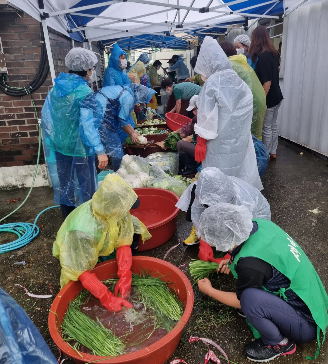안산시 고잔동 새마을부녀회·세월호 유가족, 추석 명절음식 나눔