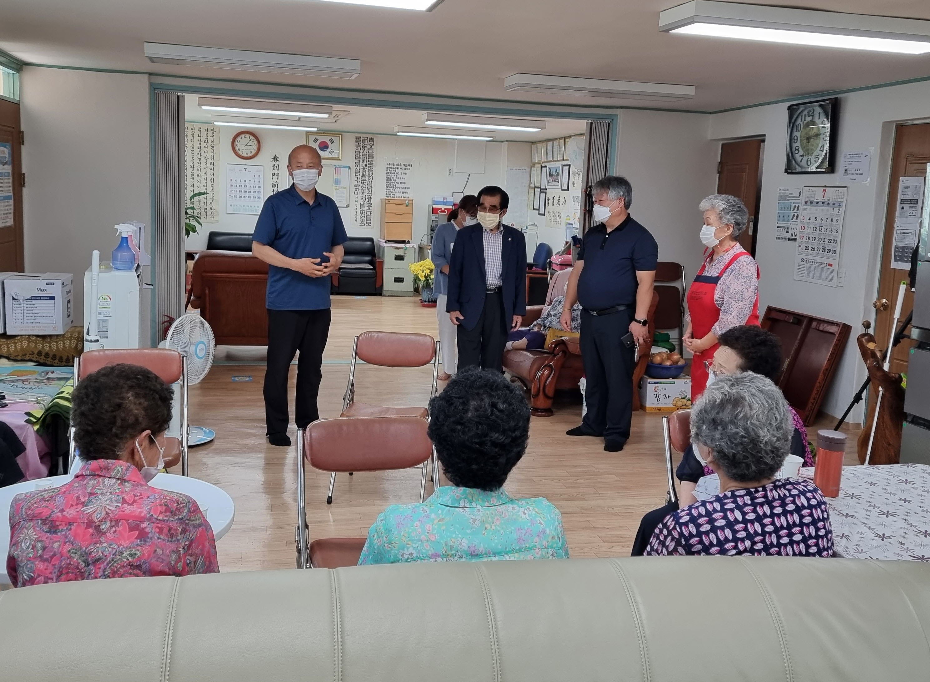 나선우 선부2동장, 마을 어르신 안부 살피기 경로당 방문