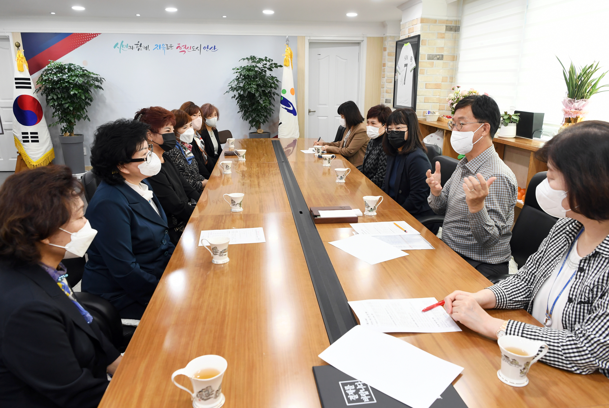 이민근 안산시장, 대한미용사회 단원구지부 임원진과 간담회