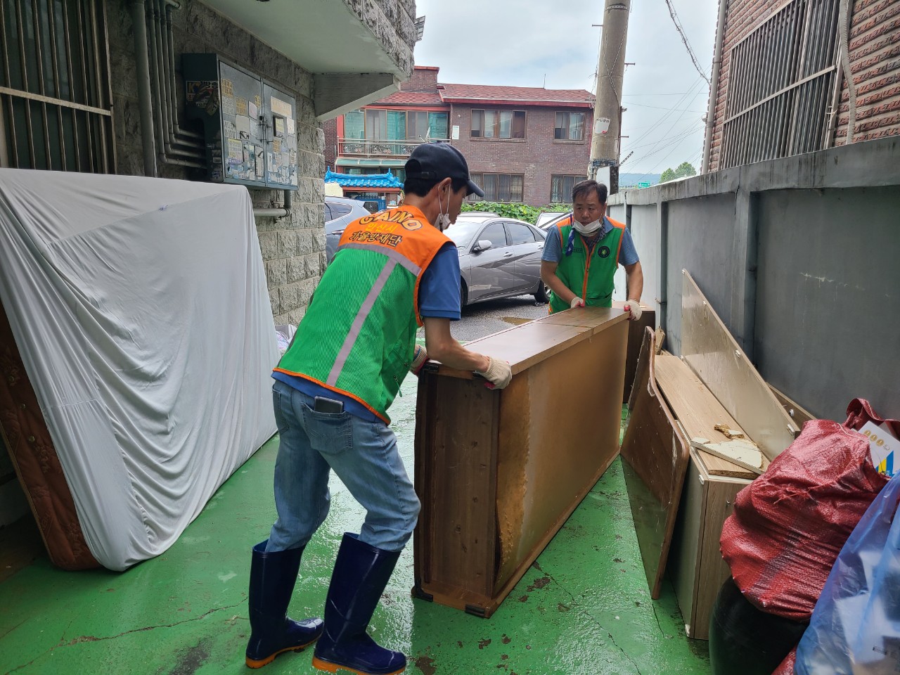 안산시 자율방재단, 수해 복구 총력 지원