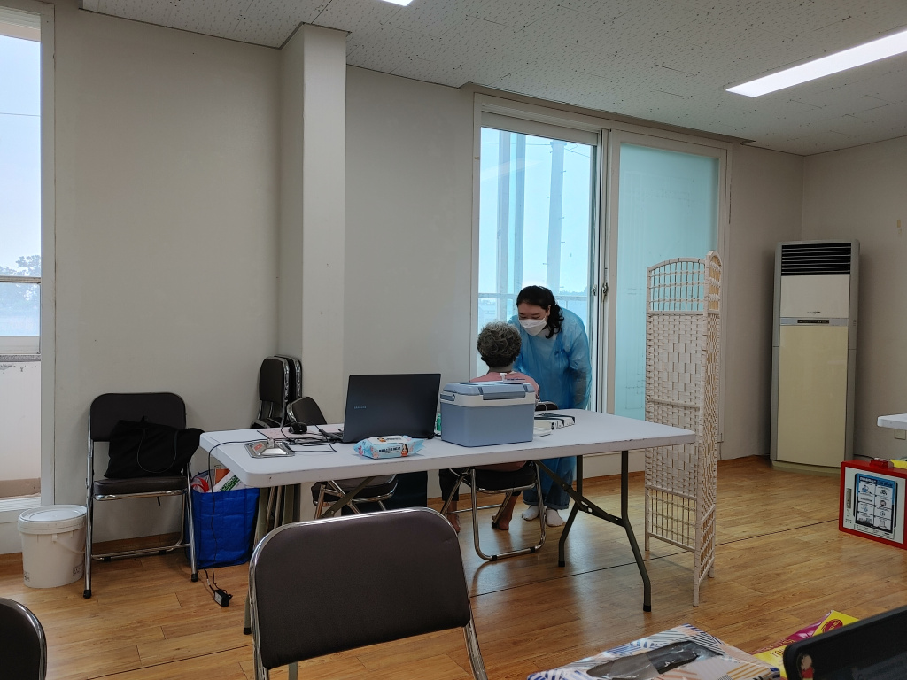 안산시, ‘대부동 마을로 찾아가는 백신 접종’ 실시