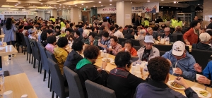 안산시 초지동, 경로잔치 및 어르신 노래 한마당 개최