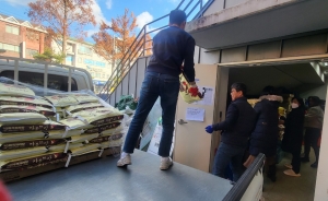 화림선원, 안산시 일동에 쌀 100포 기탁으로 이웃돕기 실천