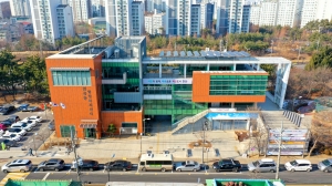 익명의 후원자, 안산시 원곡동에 100만원 전달