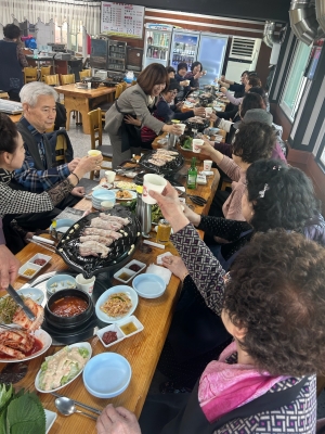 안산시 백운동, 경로당과 봄맞이 소통 간담회로 단합 다져