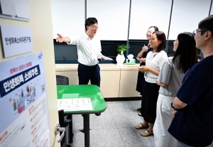 이민근 안산시장, 민생회복 소비쿠폰TF팀 방문해 집행 상황 점검