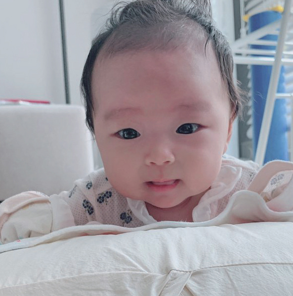 사랑스런 우리 아가를 소개합니다