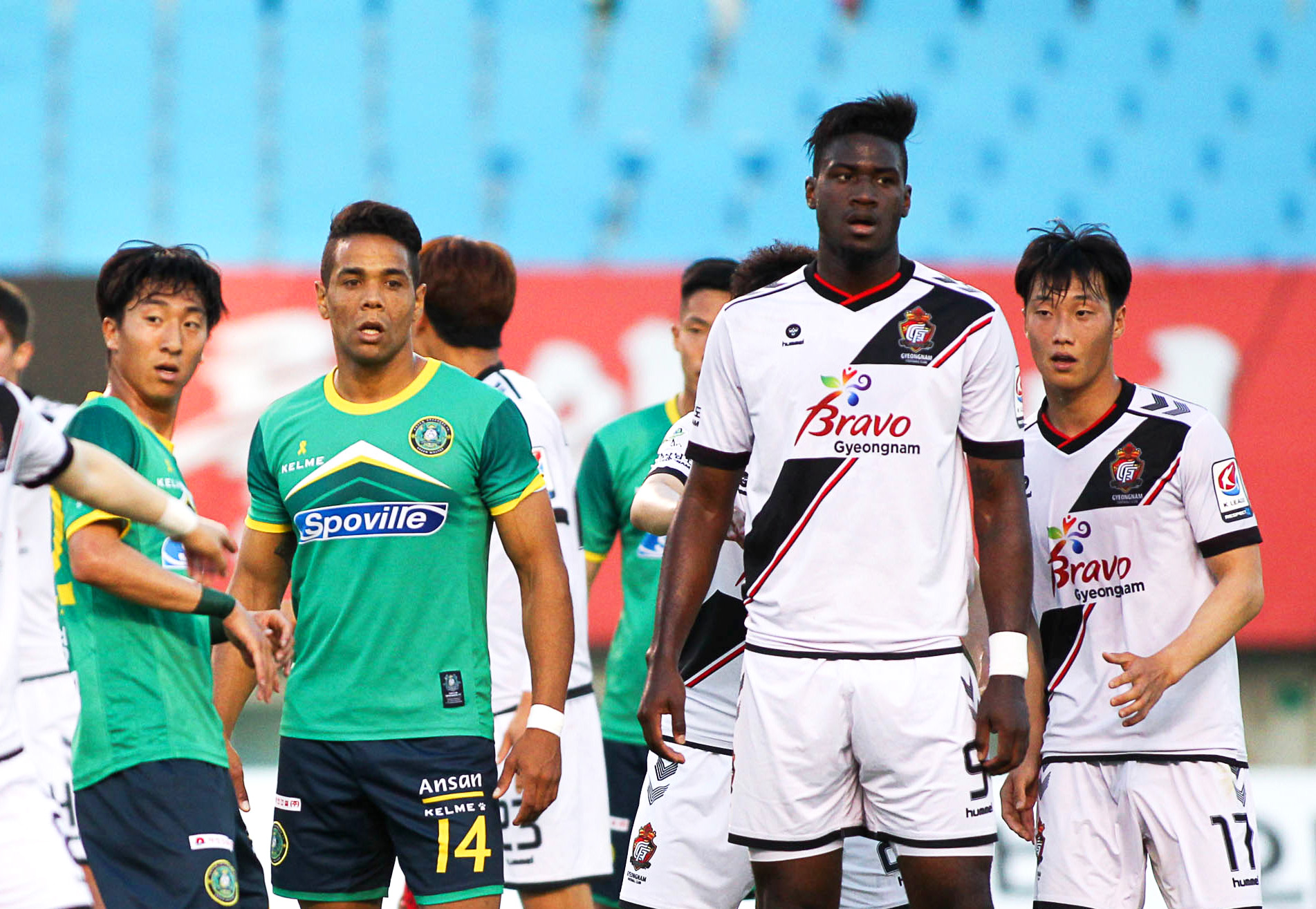 10.1.(일) 오후 3시,  안산 와~스타디움 '안산 vs 경남'