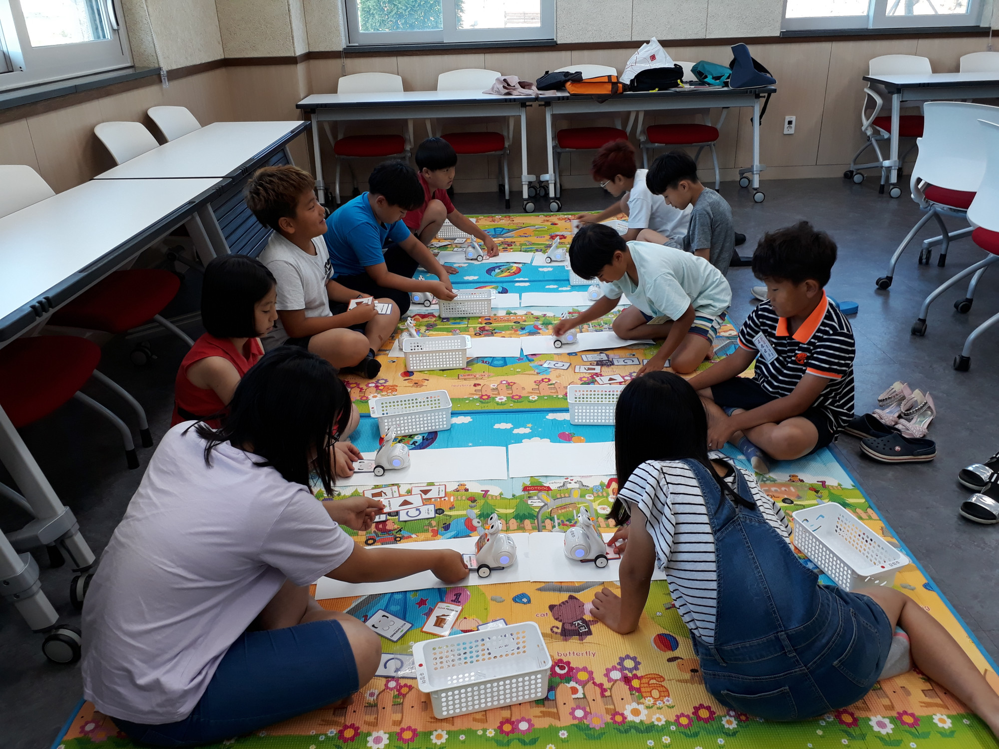 대부도 초등학생, 스마트로봇 알버트와 놀이하며 코딩 배운다